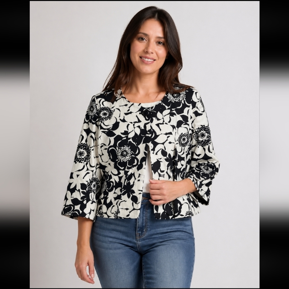 Merona black floral single button 2/4 sleeve